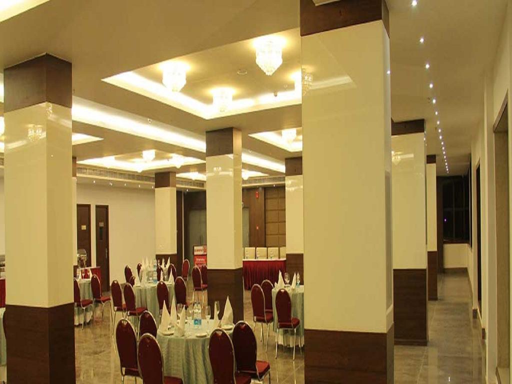 Bhawna Clarks Inn Agra Exteriör bild